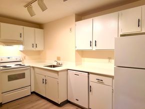 573 Broad St 325, Weymouth MA 02189