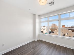 69 Foundry St 310, Wakefield MA 01880