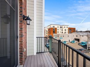 69 Foundry St 310, Wakefield MA 01880