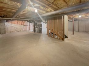 35 Peter St, Holliston MA 01746