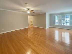 35 Peter St, Holliston MA 01746