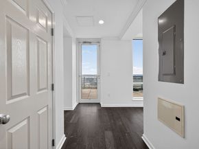 1 Nassau St 2207, Boston MA 02111