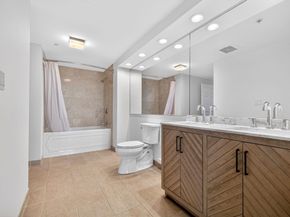 1 Nassau St 2207, Boston MA 02111