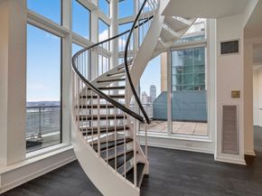 1 Nassau St 2207, Boston MA 02111