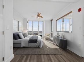 1 Nassau St 2207, Boston MA 02111