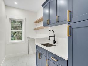 22 Estabrook Rd, Lexington MA 02421