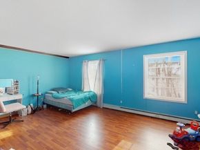 15 Teddy Rd, Worcester MA 01603