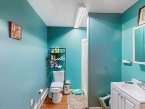 15 Teddy Rd, Worcester MA 01603