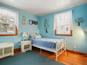 28 Bayberry Ln, Cohasset MA 02025