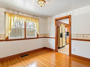 28 Bayberry Ln, Cohasset MA 02025