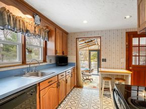 28 Bayberry Ln, Cohasset MA 02025