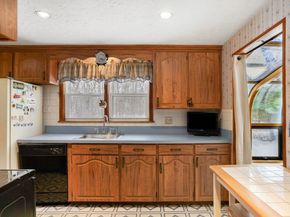 28 Bayberry Ln, Cohasset MA 02025