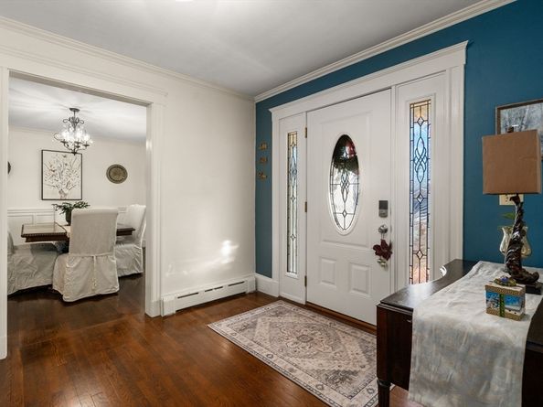 193 Garden St, Needham MA 02492