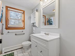 369 Cooper Rd, Northbridge MA 01534