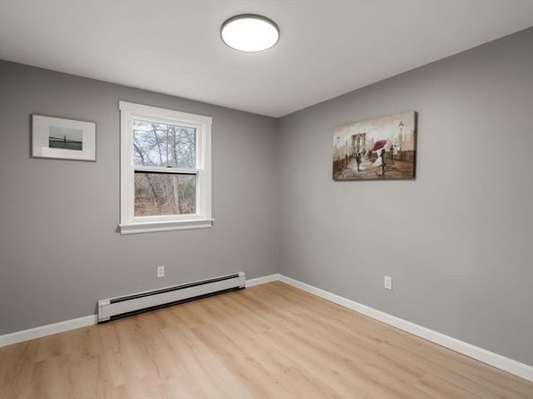 90 Leland Hill Rd, Sutton MA 01590