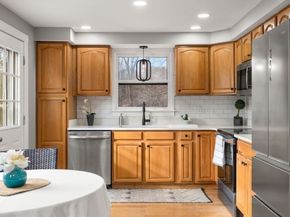 90 Leland Hill Rd, Sutton MA 01590