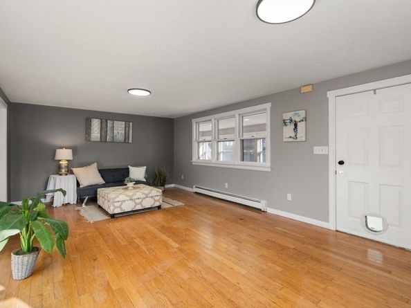 90 Leland Hill Rd, Sutton MA 01590