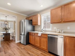 1 Juneberry Ln 82, Worcester MA 01606