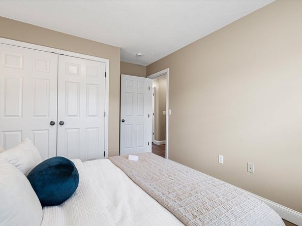 1 Juneberry Ln 82, Worcester MA 01606