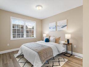 1 Juneberry Ln 82, Worcester MA 01606