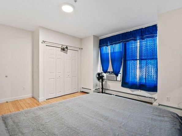 352 Blue Hill Avenue 8, Boston MA 02121