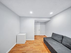 6 Woodward Rd, Framingham MA 01701