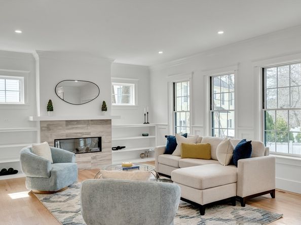 17 Hamilton Road, Lexington MA 02420