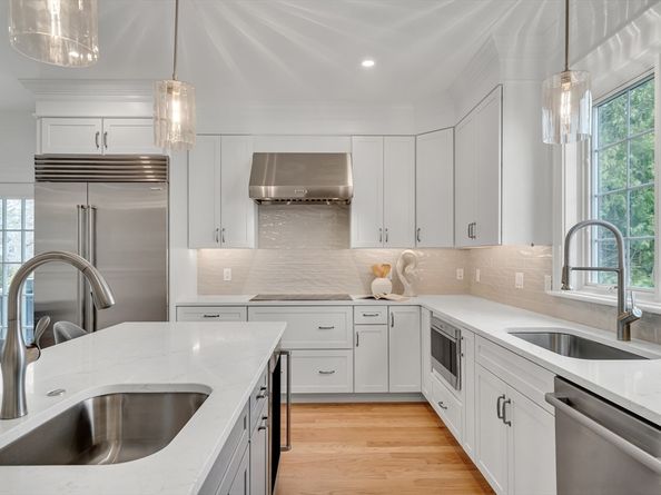 17 Hamilton Road, Lexington MA 02420