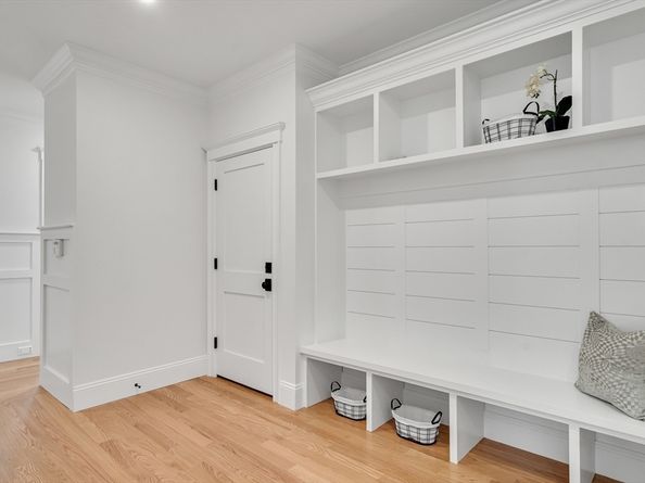 17 Hamilton Road, Lexington MA 02420