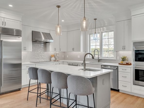 17 Hamilton Road, Lexington MA 02420