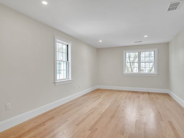 17 Hamilton Road, Lexington MA 02420