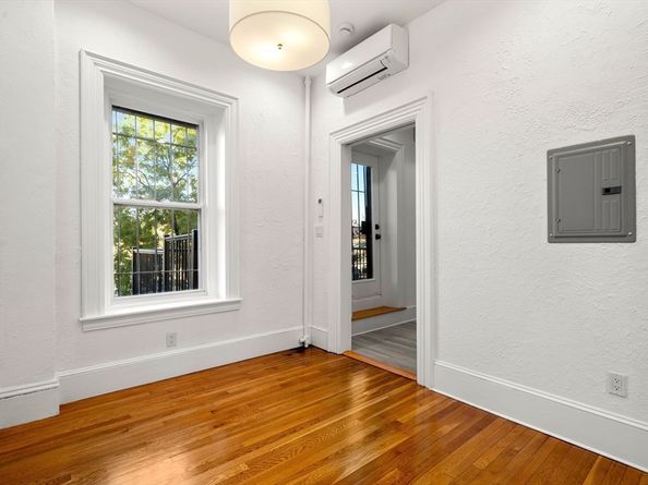 548 Massachusetts Ave 3, Boston MA 02118