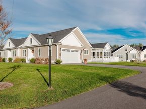 4 Sarahbeth Lane 1, Rochester MA 02770