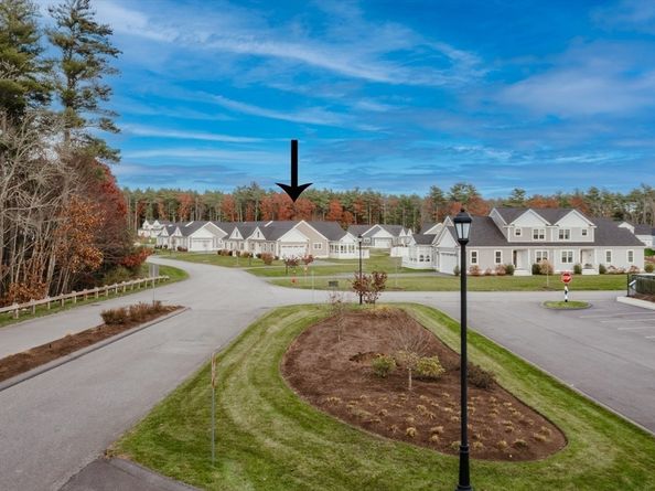 4 Sarahbeth Lane 1, Rochester MA 02770