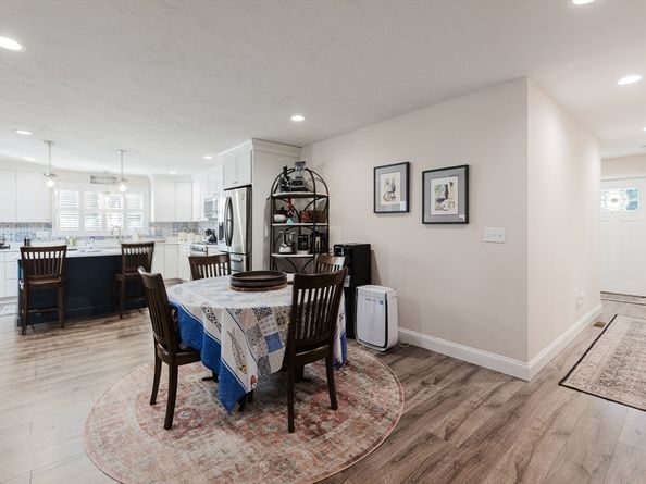 4 Sarahbeth Lane 1, Rochester MA 02770