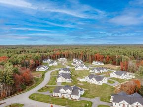 4 Sarahbeth Lane 1, Rochester MA 02770