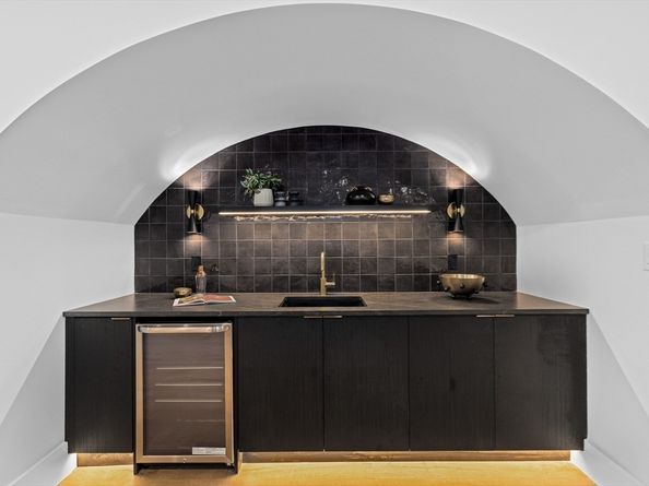 36 Roland Street, Newton MA 02461