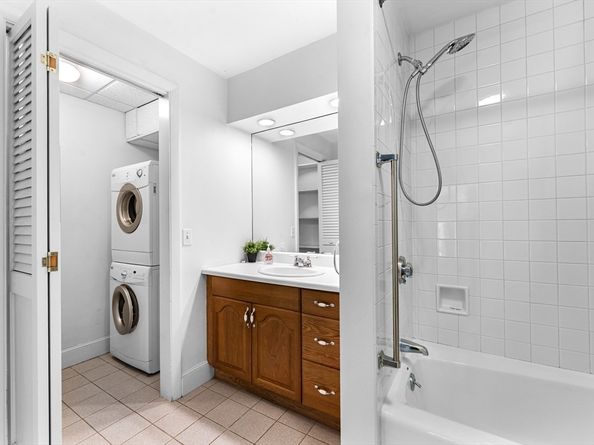 84 Davison Dr., Lincoln MA 01773