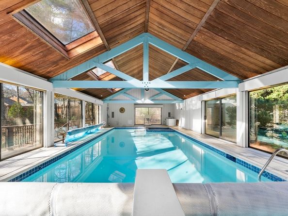 84 Davison Dr., Lincoln MA 01773