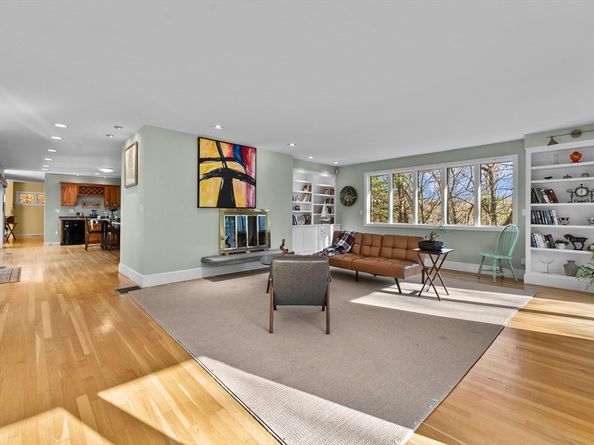 84 Davison Dr., Lincoln MA 01773