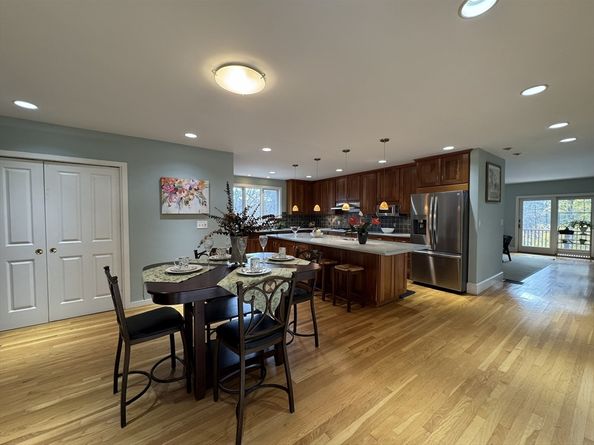 84 Davison Dr., Lincoln MA 01773