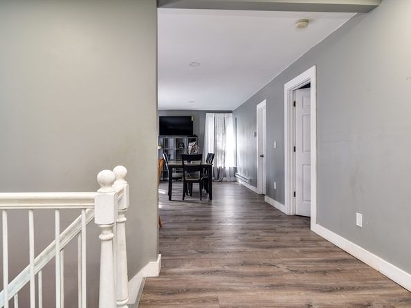 136 Commonwealth Rd, Wayland MA 01778