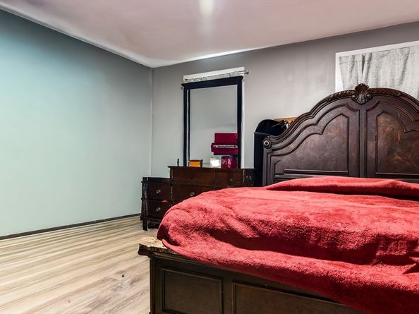 136 Commonwealth Rd, Wayland MA 01778