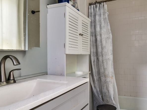 136 Commonwealth Rd, Wayland MA 01778