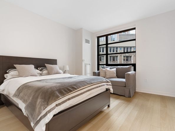 580 Washington St 700, Boston MA 02111