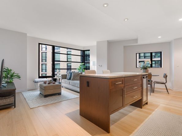 580 Washington St 700, Boston MA 02111