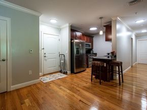 990 Vfw Pkwy 204, Boston MA 02132