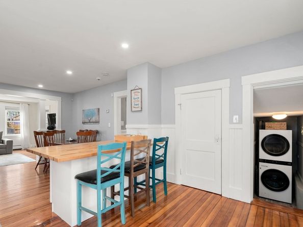 7 King Street, Maynard MA 01754