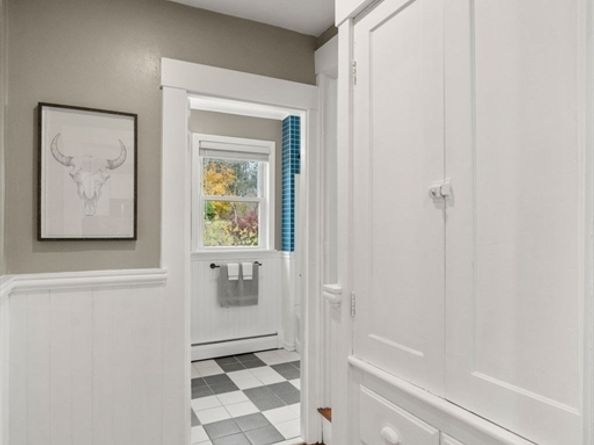 7 King Street, Maynard MA 01754