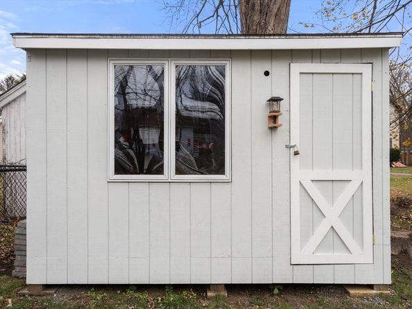 7 King Street, Maynard MA 01754